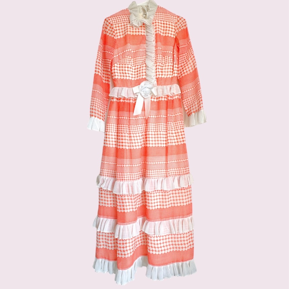 Vintage miss Éliette dot dress